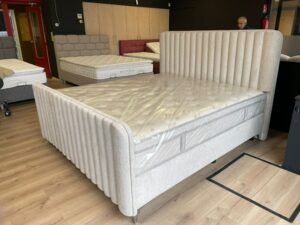 Teddy Deluxe Wit Incl. Matras